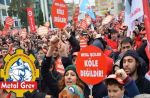 Streikende metallarbeidere i Tyrkia. Foto: EMEP